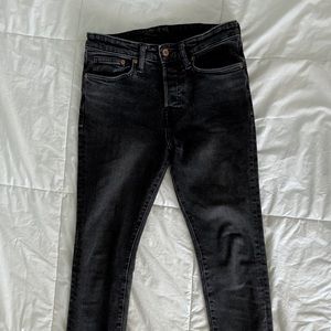 H&M men’s skinny jeans